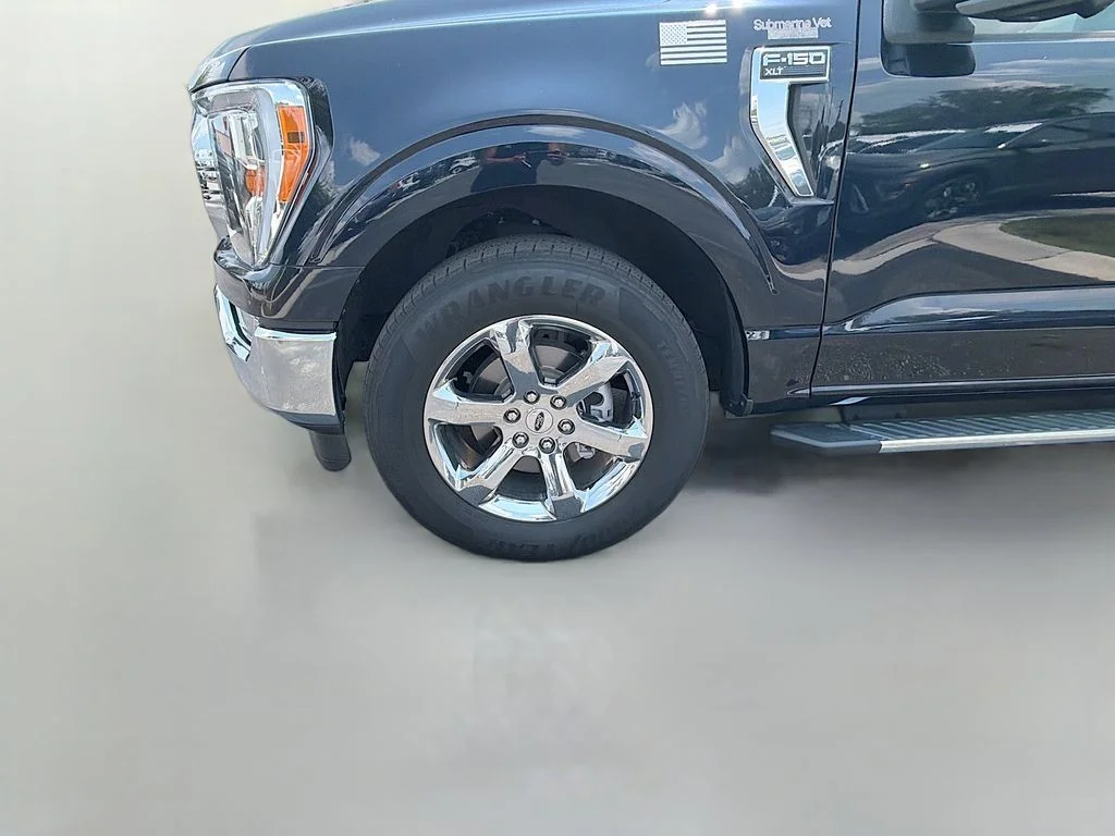 Used 2023 Blue Ford XLT image 35