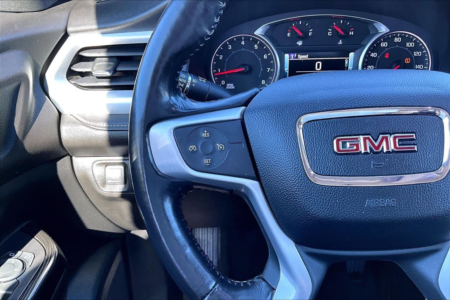Used 2019 Quicksilver Metallic GMC SLT image 23
