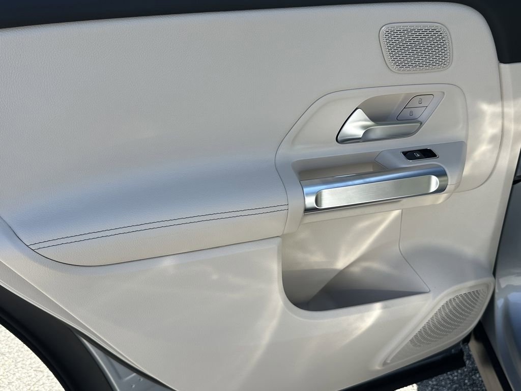 New 2026 Cirrus Silver Metallic Mercedes-Benz GLB 250 image 25