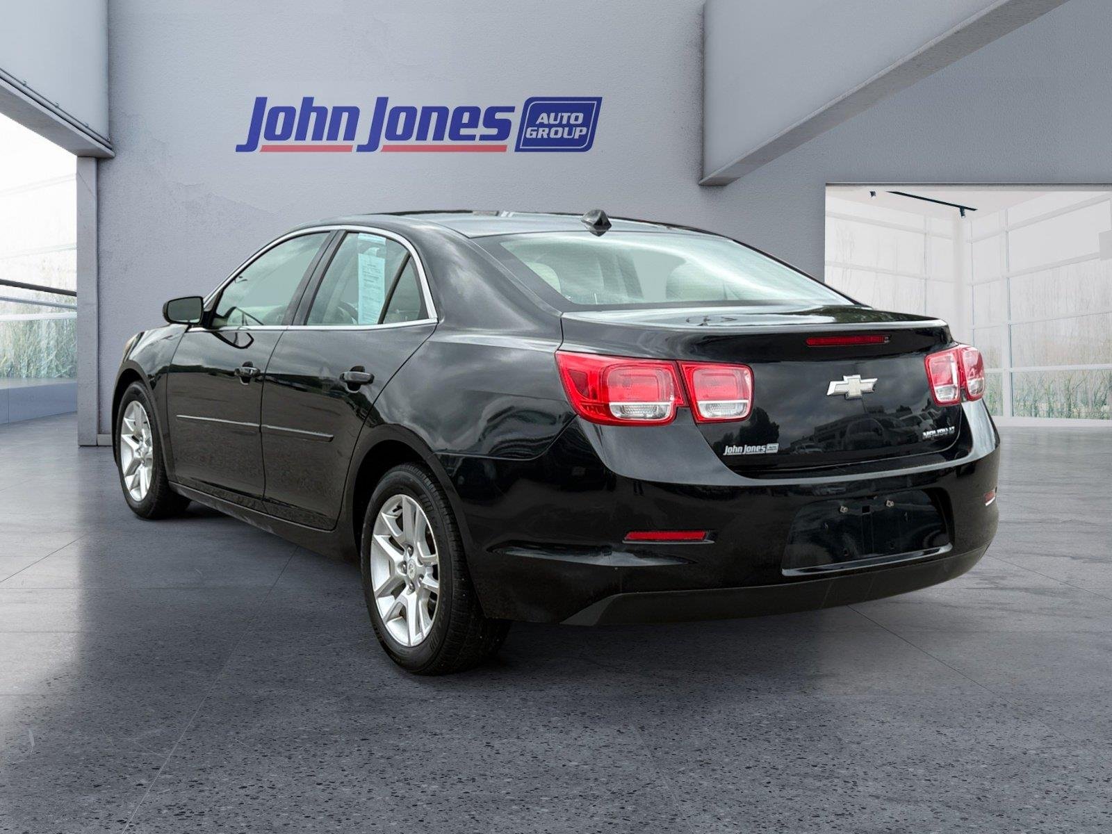 Used 2013 Black Granite Metallic Chevrolet LT image 3