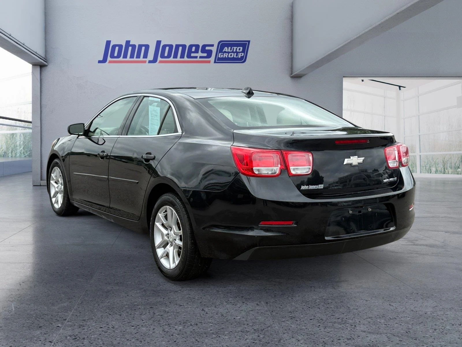 Used 2013 Black Granite Metallic Chevrolet LT image 3