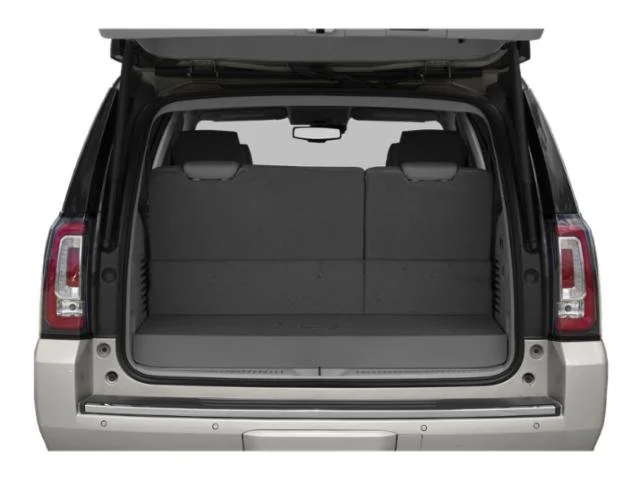 Used 2019 Dark Sapphire Blue Metallic GMC Denali image 14