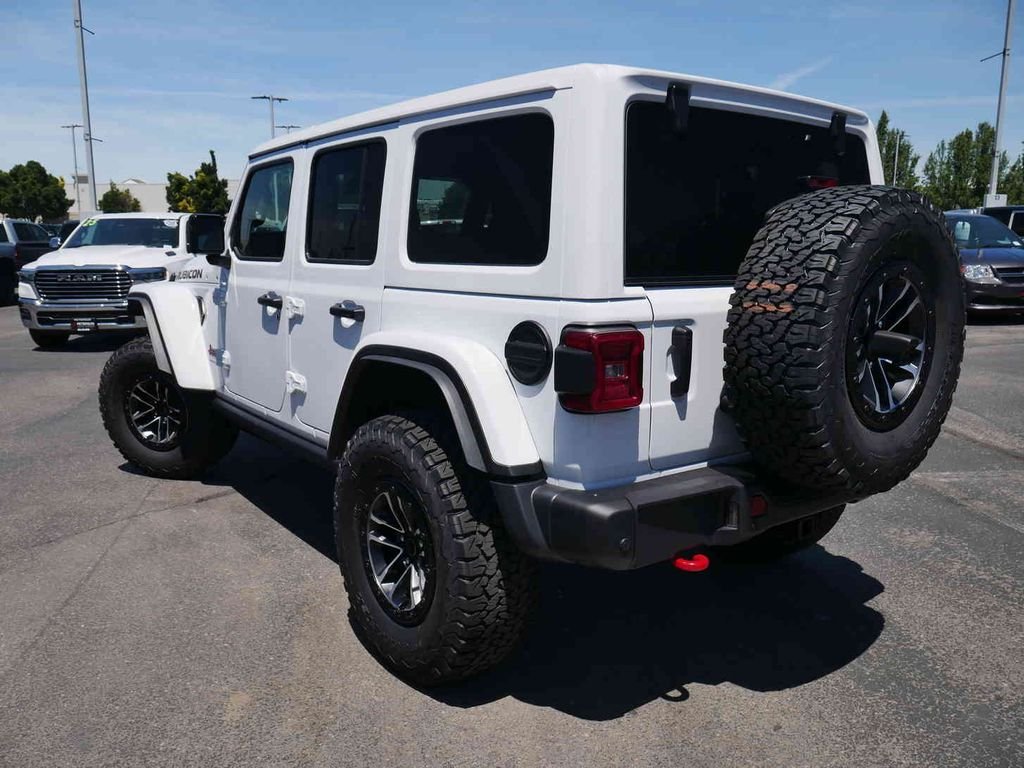 New 2026 Bright White Clear-Coat Exterior Paint Jeep  image 20