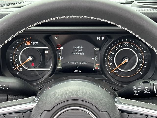 New 2025 White Jeep Sahara image 27