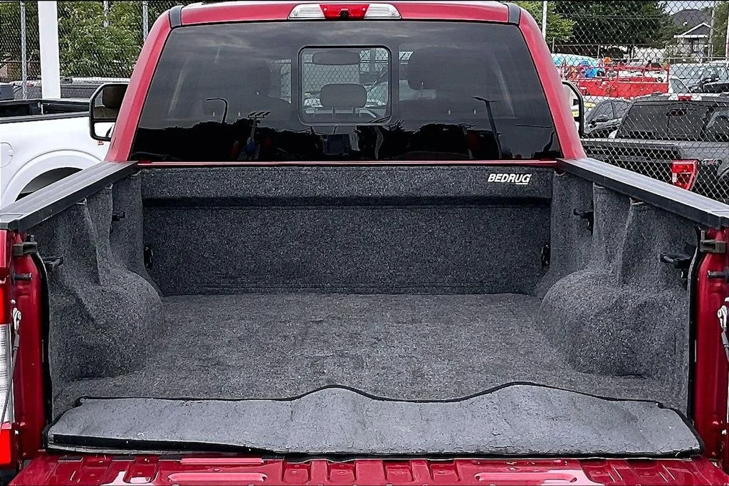 Used 2019 Ruby Red Metallic Ford Lariat image 27