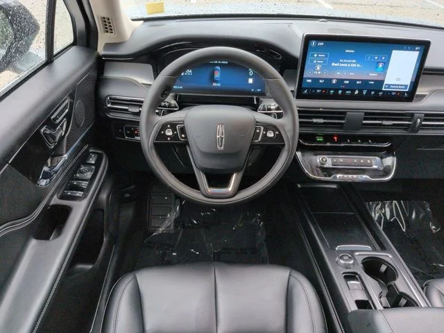Certified Used 2024 Radiance Metallic Lincoln Premiere image 16