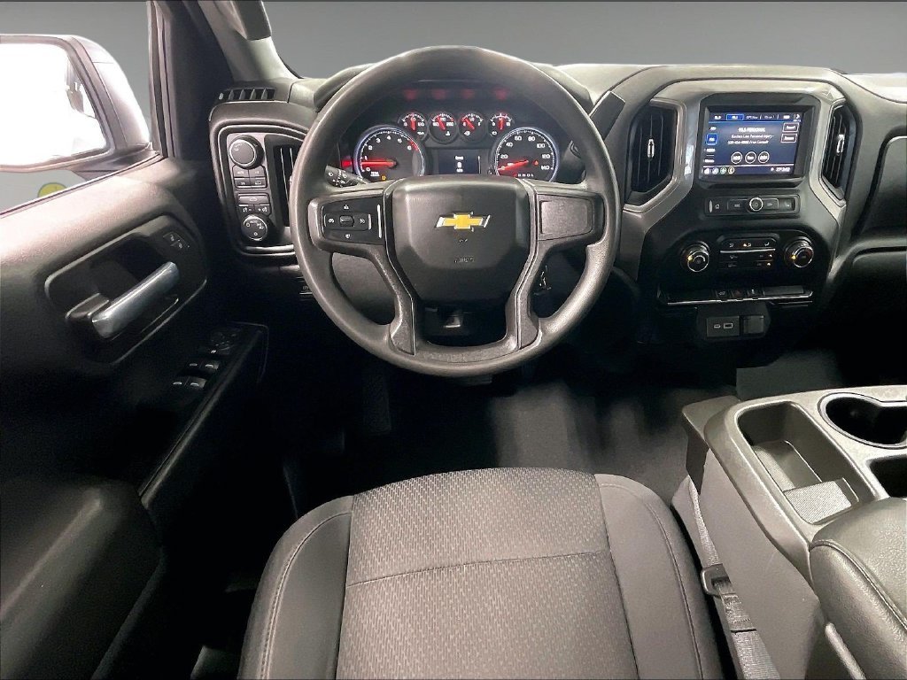 Used 2021 Silver Chevrolet Custom image 17