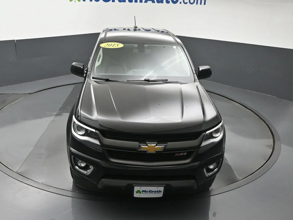 Used 2015 Black Chevrolet Z71 image 26