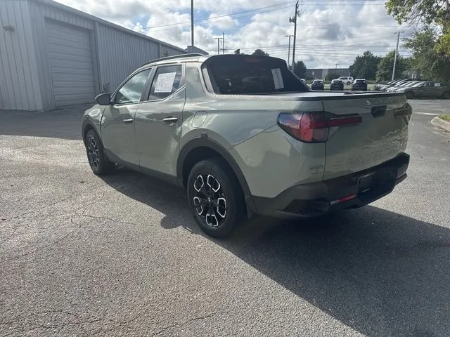 Used 2024 Green Hyundai SEL image 7