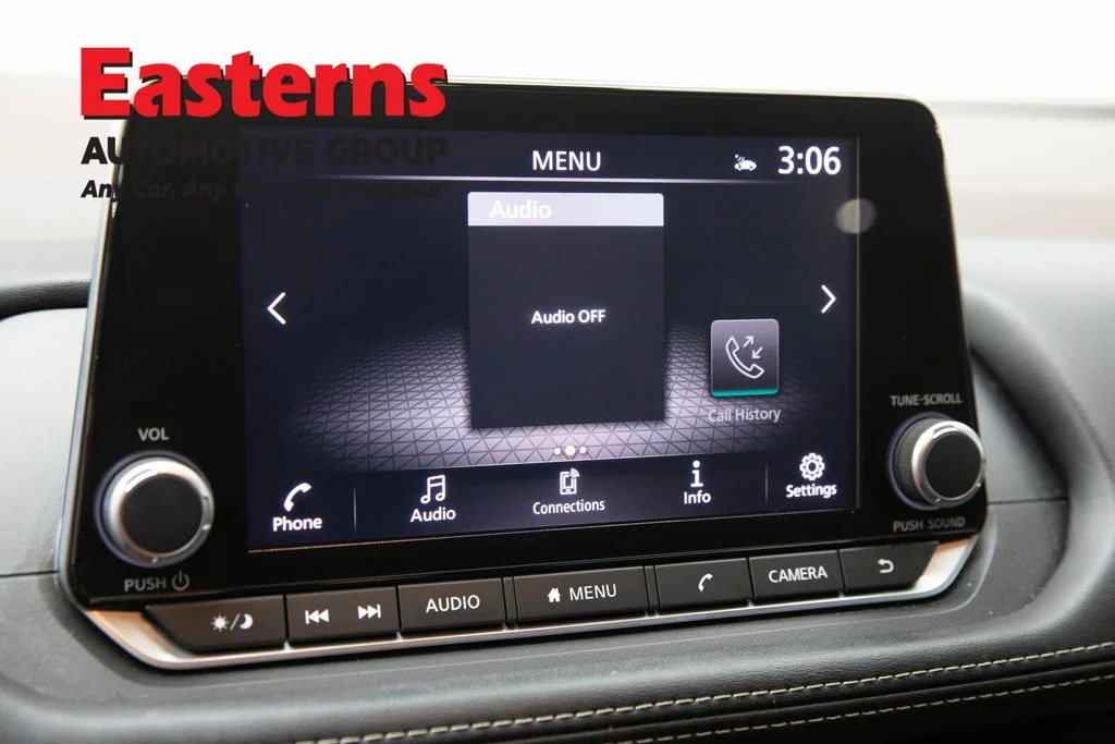 Used 2023 Gray Nissan SV image 19