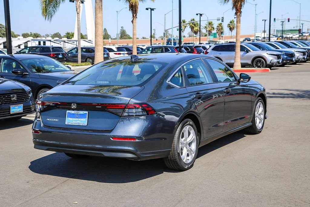 New 2026 Meteorite Gray Metallic Honda LX image 7