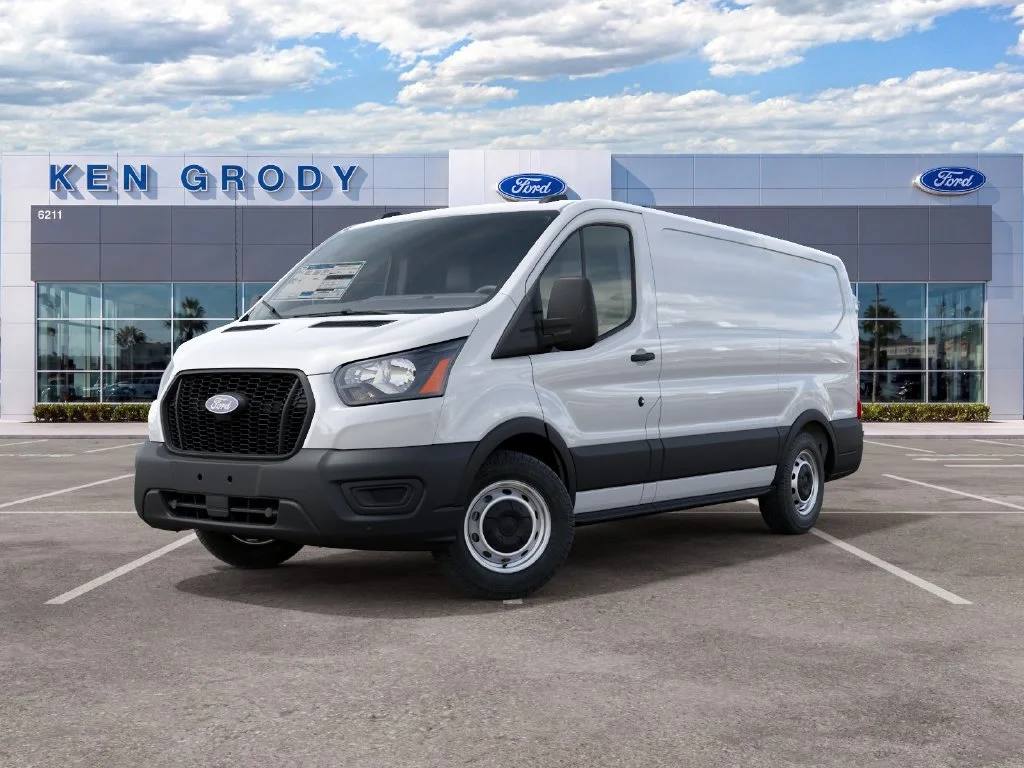 New 2027 Oxford White Ford Base image 2