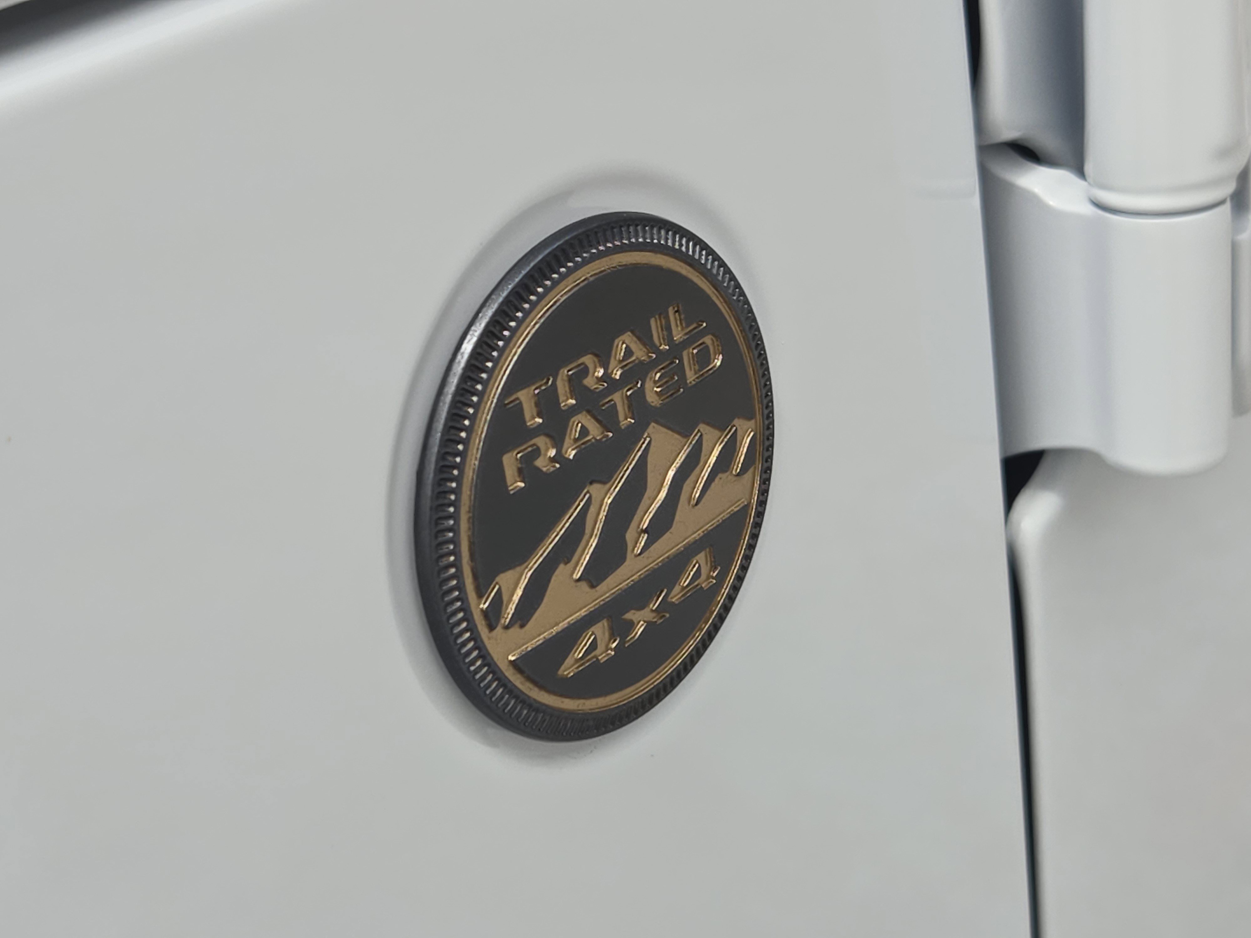 New 2026 Bright White Clear-Coat Exterior Paint Jeep 85th Anniversary image 9