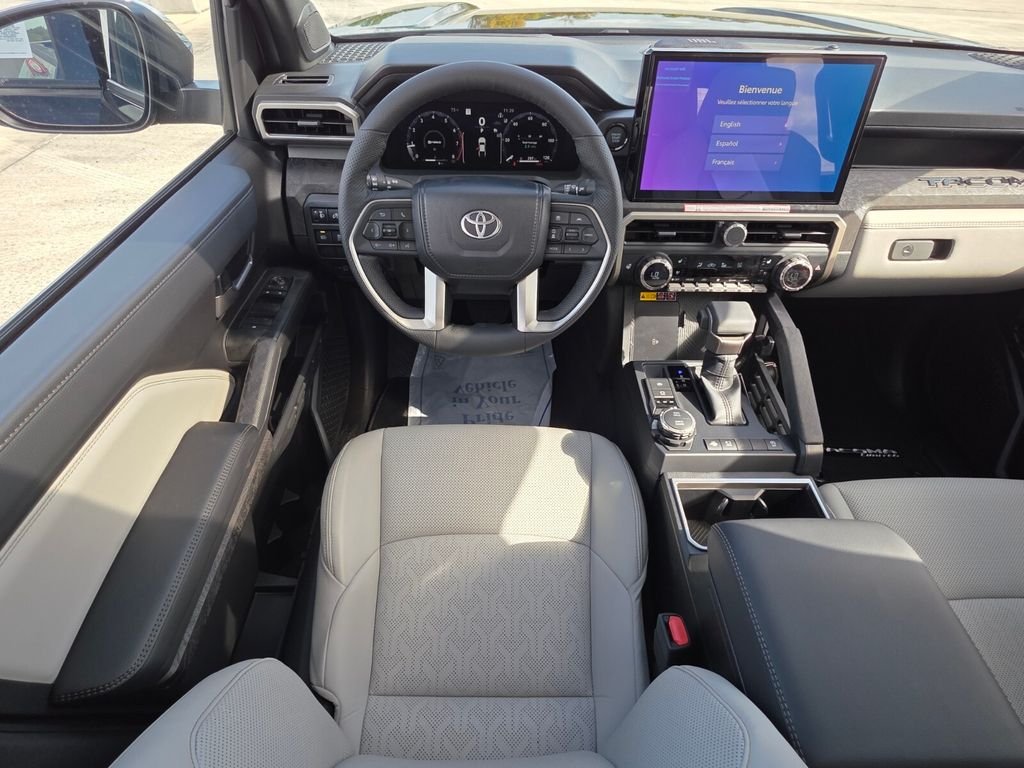 2026 Toyota Tacoma Limited - Photo 6