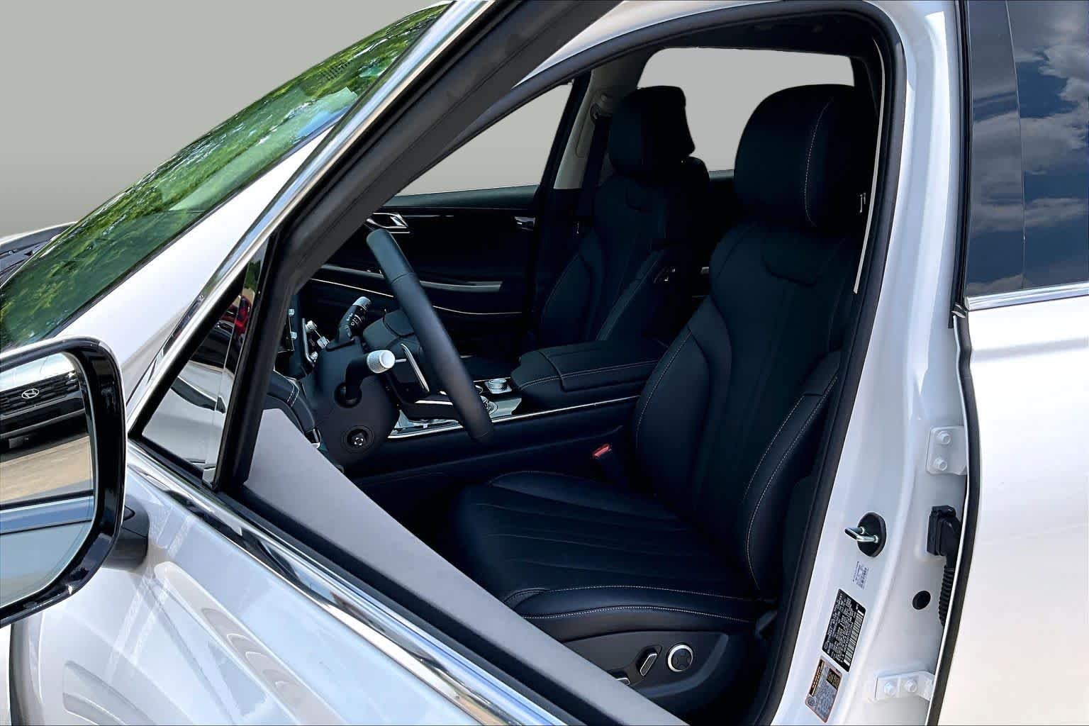 Certified Pre-Owned 2026 Genesis GV80 2.5T