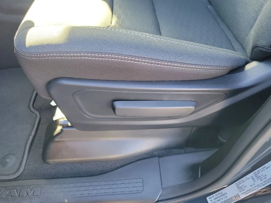New 2026 Forged Blue Metallic Exterior Paint RAM Express image 10