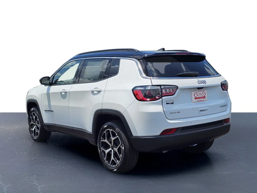New 2026 Bright White Clear-Coat Exterior Paint Jeep Limited image 13