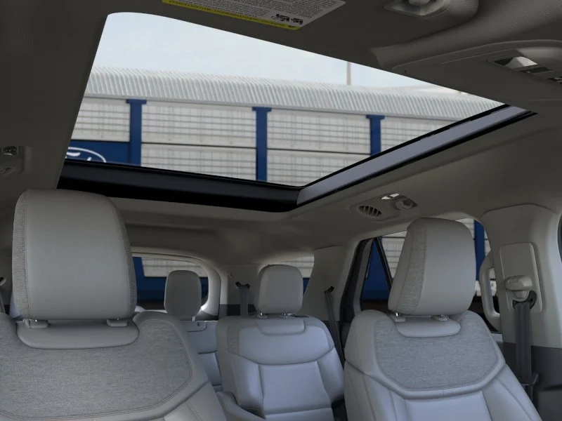 New 2026 Space White Metallic Ford Active image 22