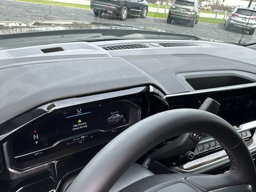 Used 2025 Black Chevrolet LT image 10