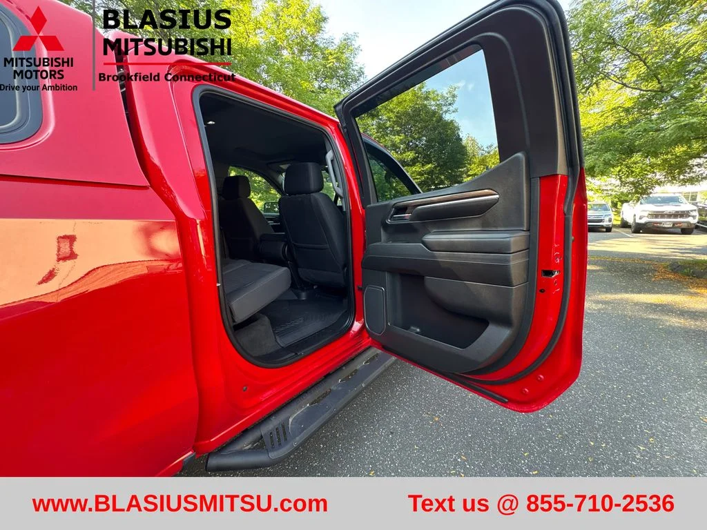 Used 2022 Red Chevrolet LT Trail Boss image 41