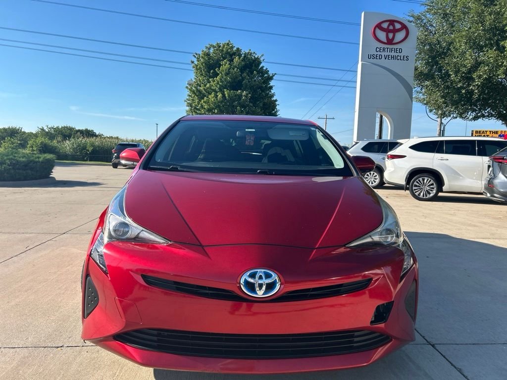 Used 2016 Red Toyota Two image 2