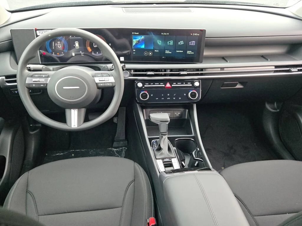 Used 2026 Black Hyundai SEL image 15