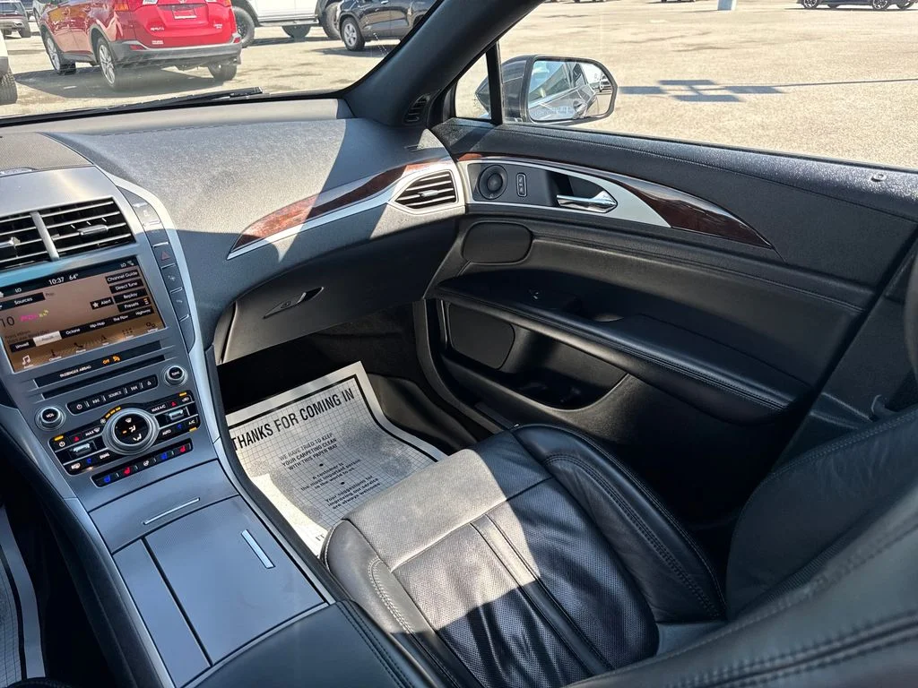 Used 2019 Magnetic Gray Metallic Lincoln Reserve image 12