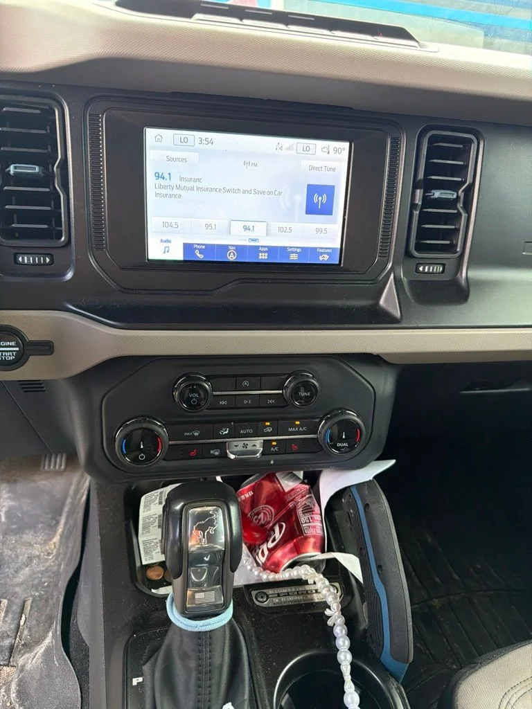 Used 2022 Gray Ford Wildtrak image 13