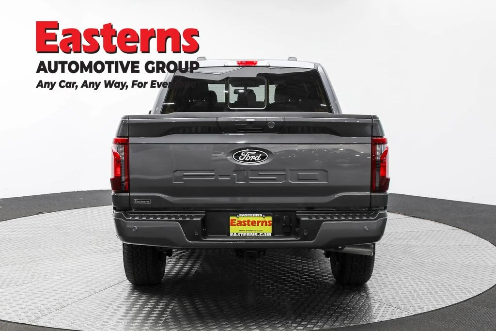 Used 2024 Gray Ford XLT image 6