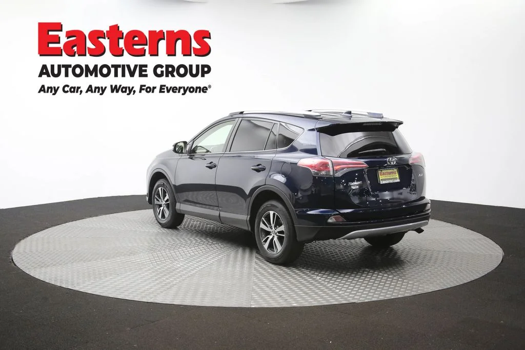 Used 2017 Blue Toyota XLE image 68