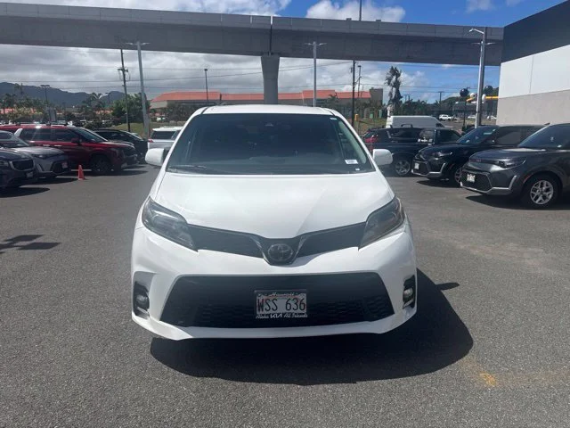 Used 2020 White Toyota SE image 8