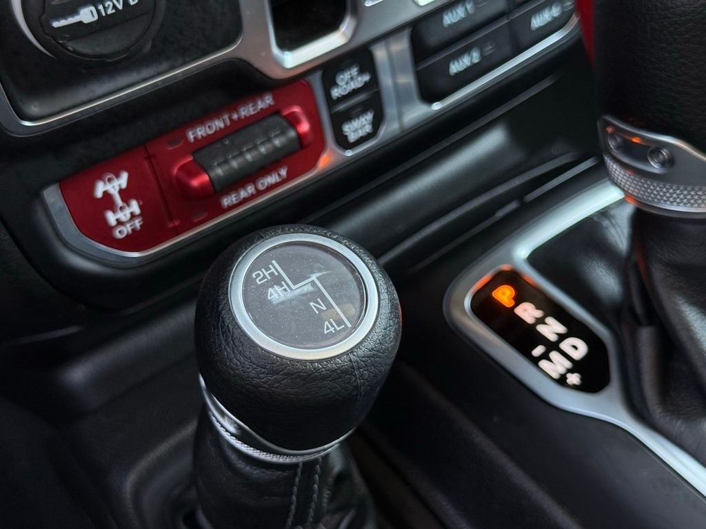 Used 2024 White Jeep Rubicon image 33