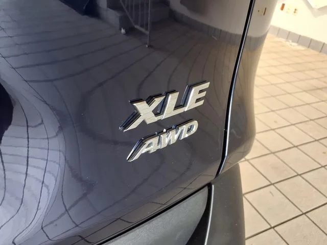 Used 2025 Blueprint Toyota XLE image 21