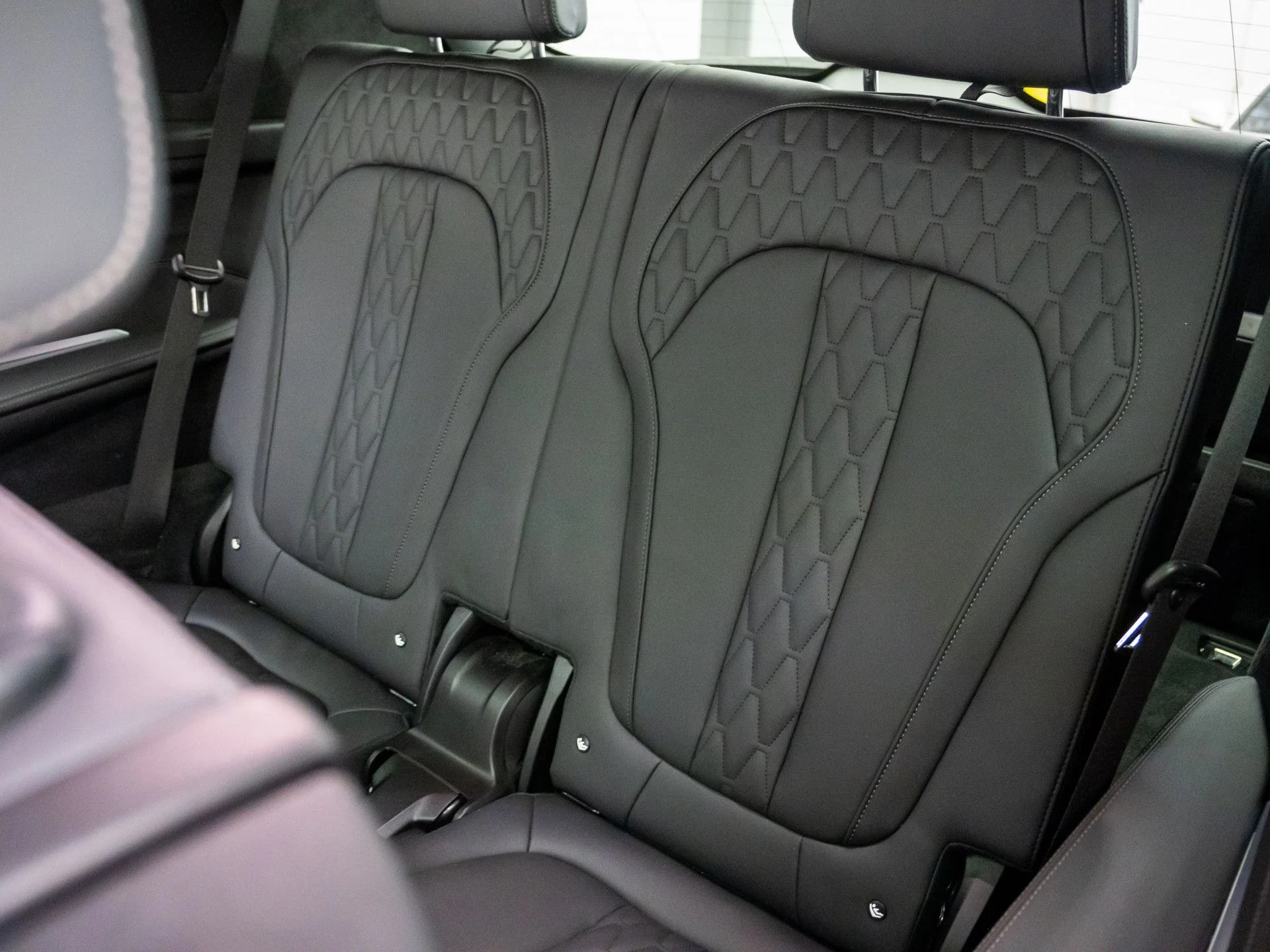 Used 2022 Black BMW M50i image 19