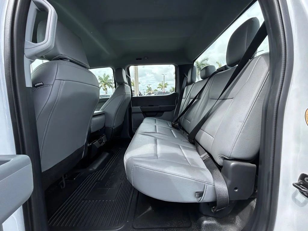 Certified Used 2026 Oxford White Ford XL image 33