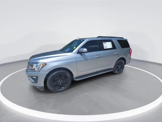 Used 2020 Silver Ford XLT image 4