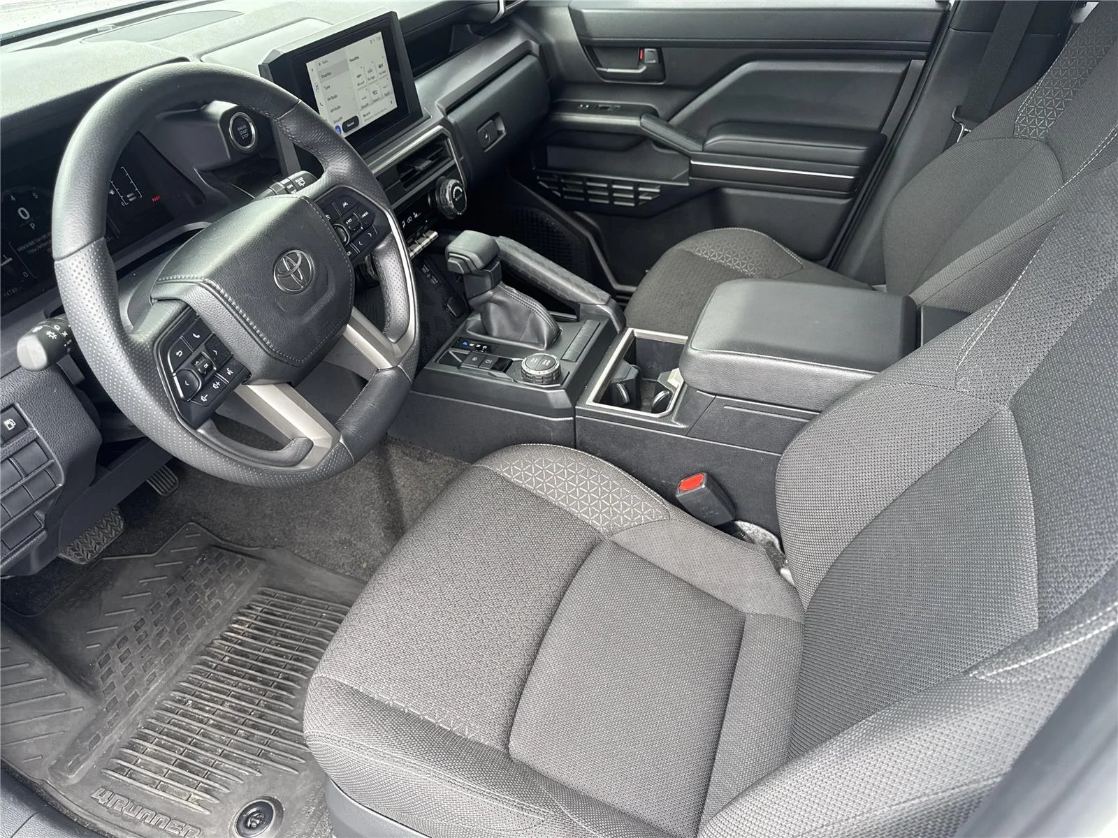 Used 2025 Ice Cap Toyota SR5 image 11
