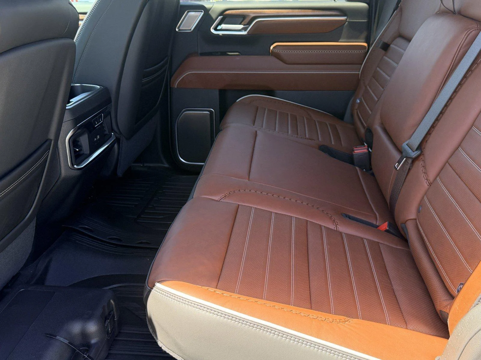 New 2026 Summit White GMC Denali Ultimate image 13
