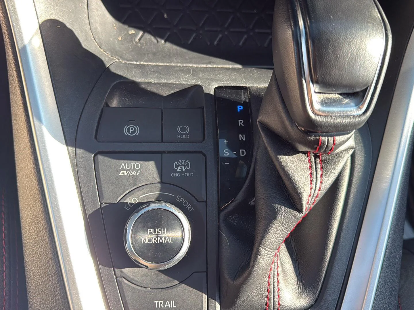 Used 2022 Midnight Black Metallic Toyota SE image 12