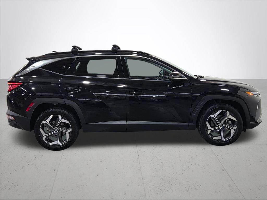 Used 2022 Phantom Black Hyundai Limited image 9