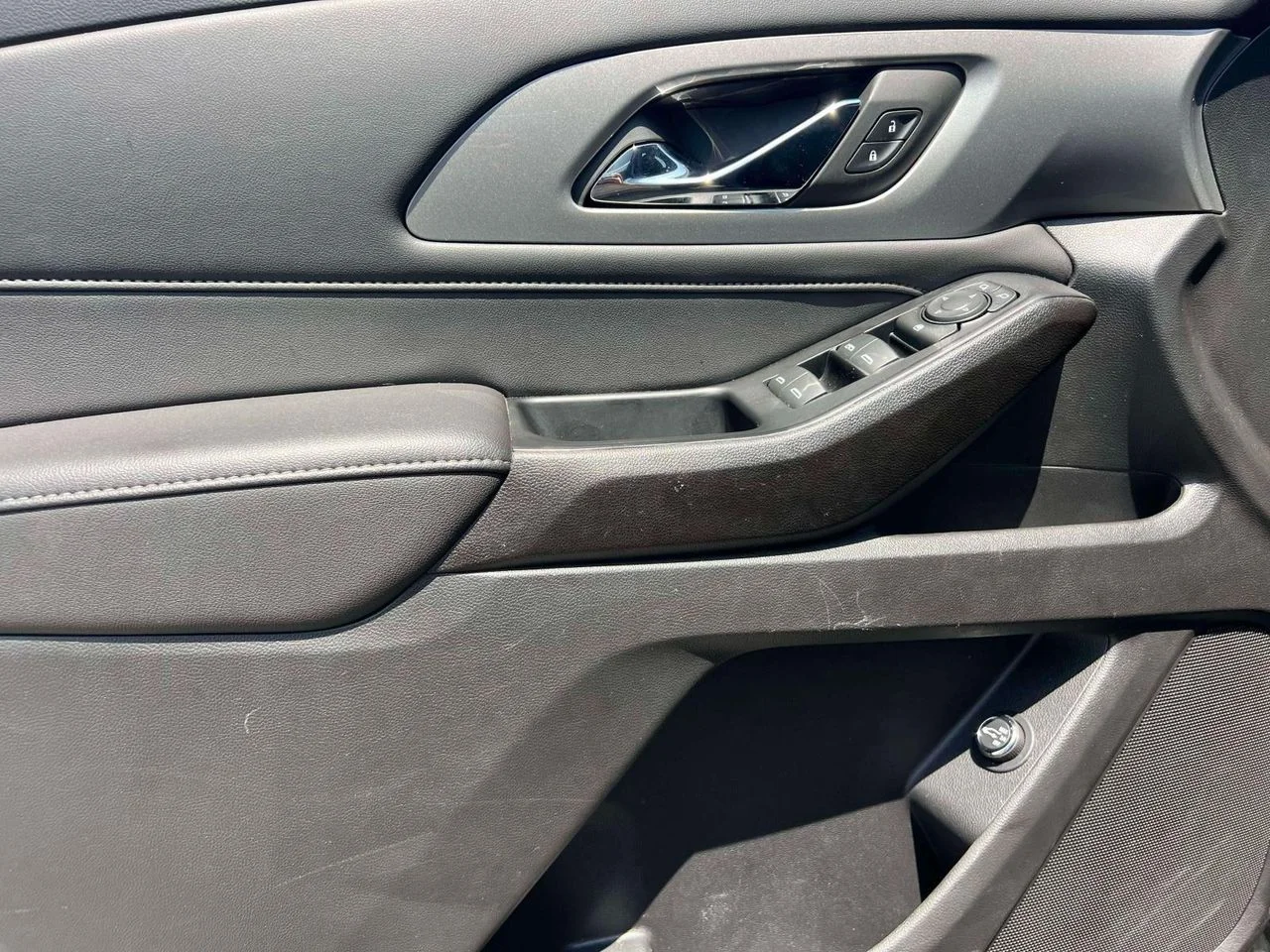 Used 2023 Northsky Blue Metallic Chevrolet AWD LT Cloth image 19