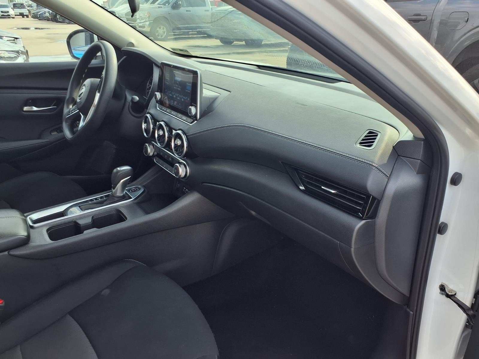 2024 Nissan Sentra SV - Photo 11