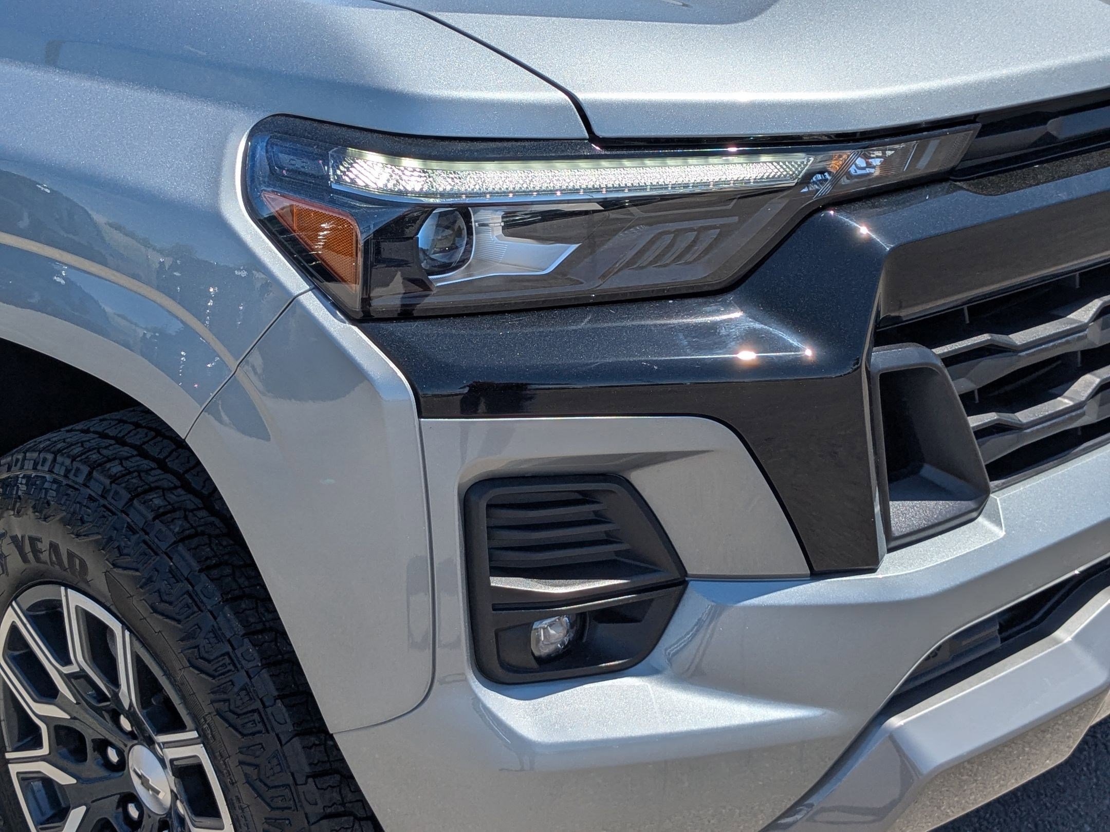 Certified Used 2025 Sterling Gray Metallic Chevrolet Z71 image 10