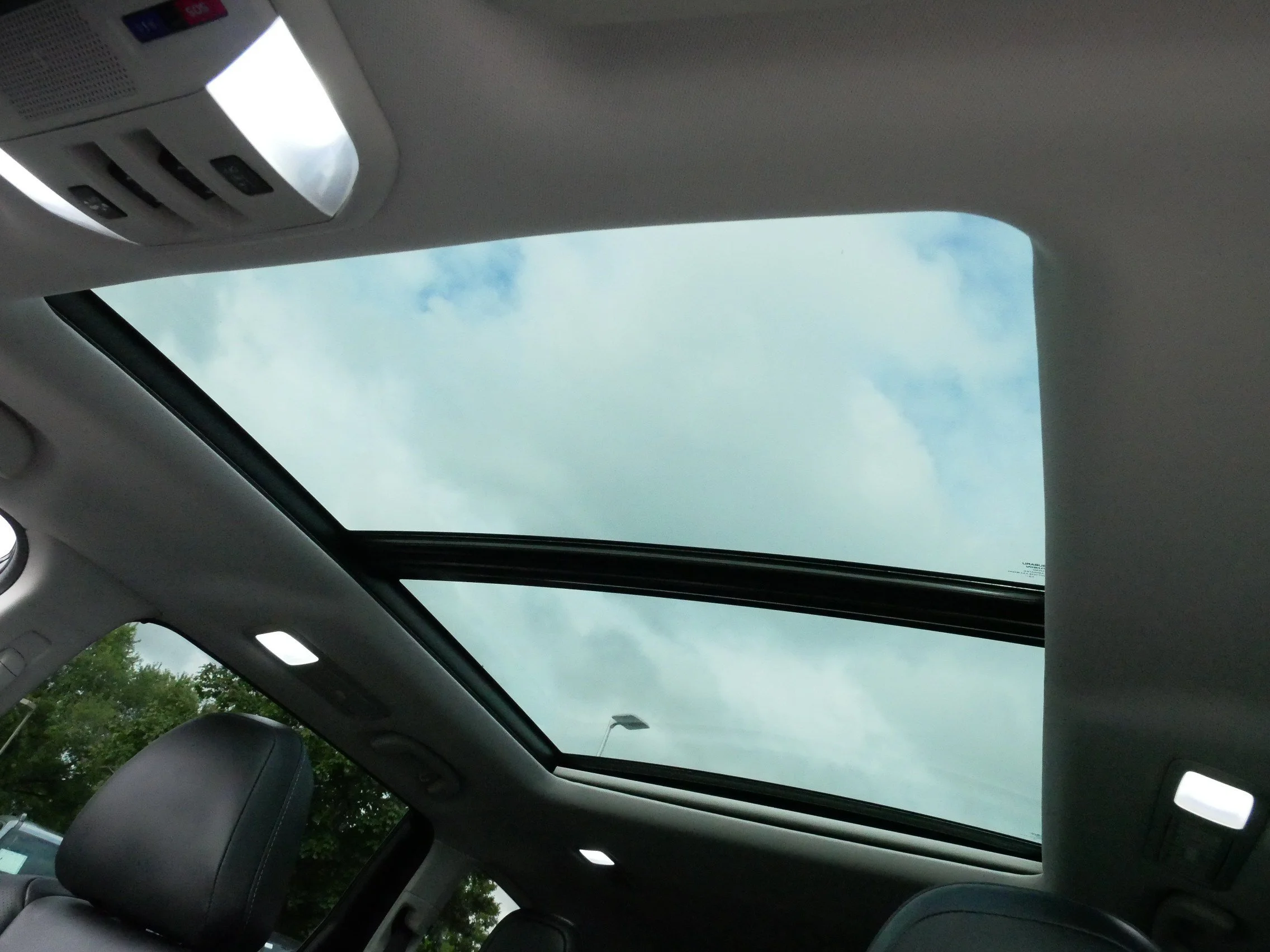 Used 2020 Abyss Blue Pearl Subaru Limited image 33