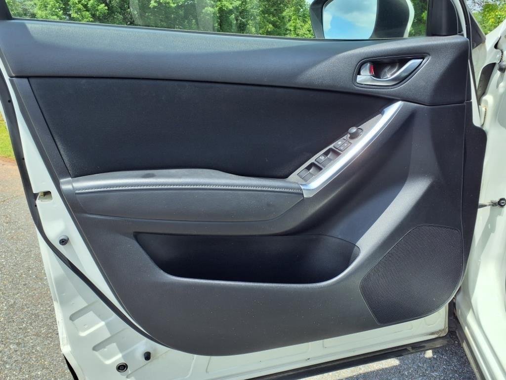 Used 2016 Crystal White Pearl Mazda Touring image 4