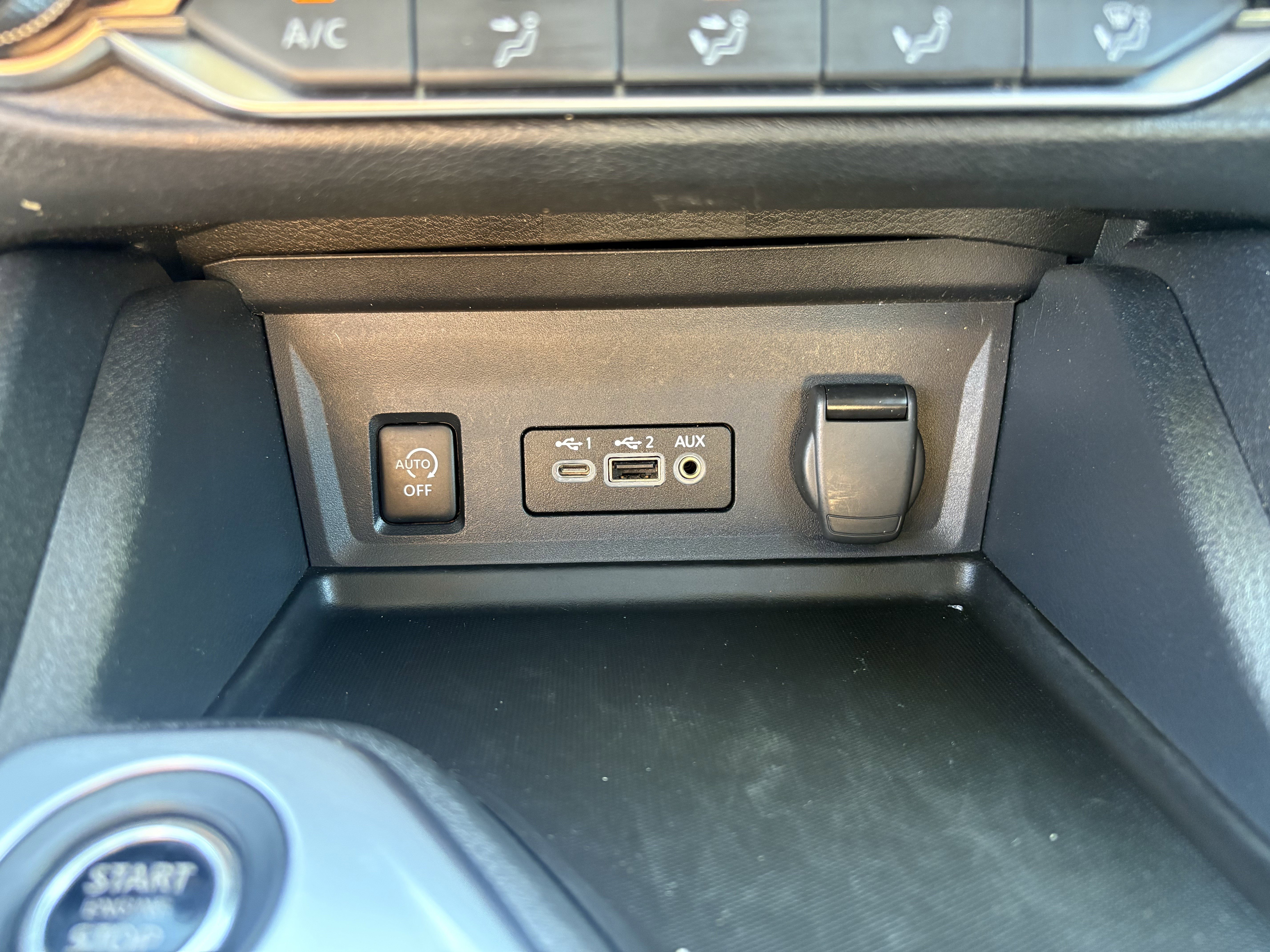 Used 2024 Red Nissan SV image 10