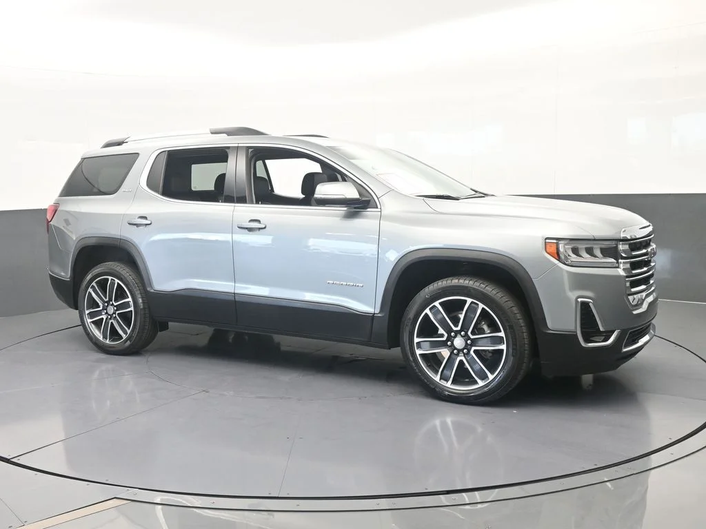 Used 2023 Sterling Metallic GMC SLT image 8