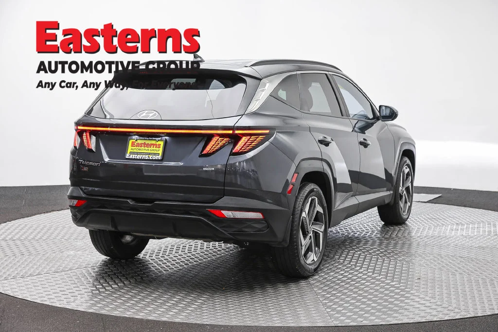 Used 2024 Gray Hyundai SEL image 5