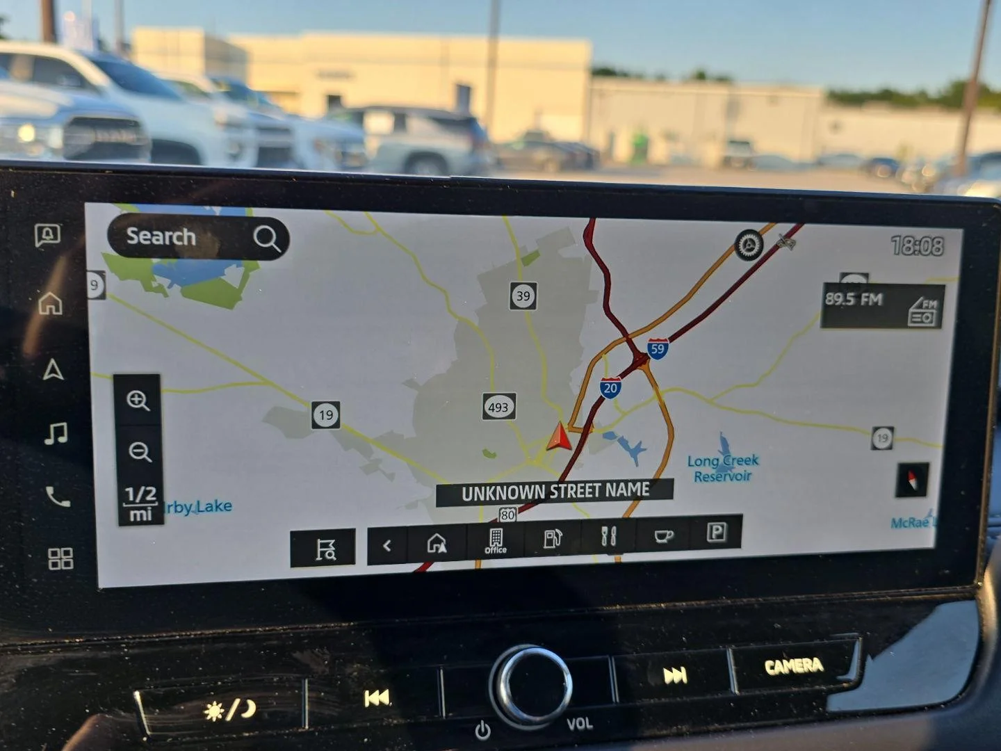 Used 2025  Mitsubishi SE image 17