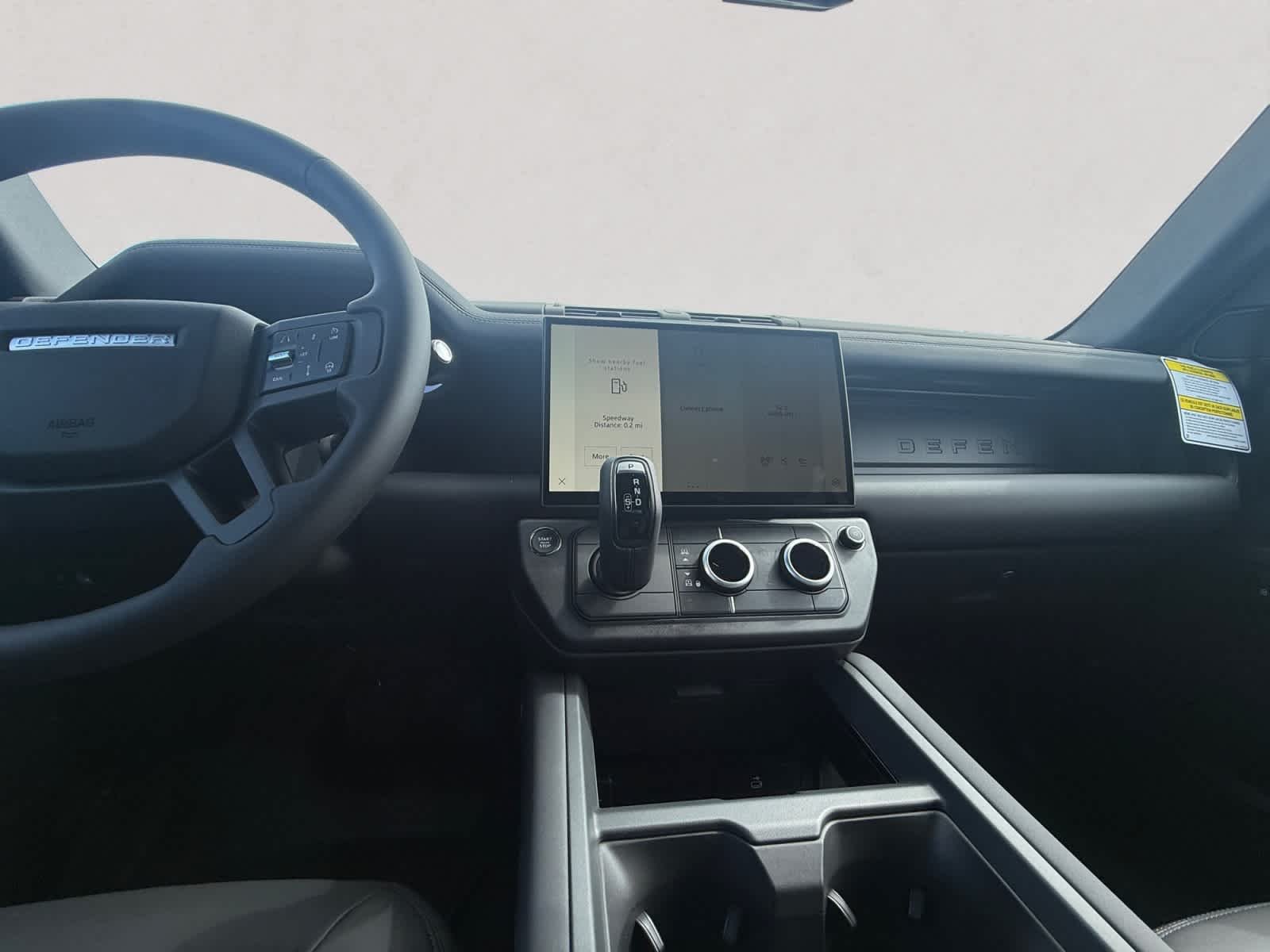 New 2026 Santorini Black Land Rover X-Dynamic SE image 11